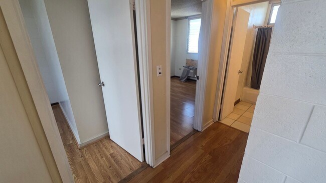 Building Photo - Pearl Ridge 2 Bedroom at Harbor Vista.