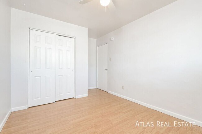 Building Photo - 9955 W 59th Pl
