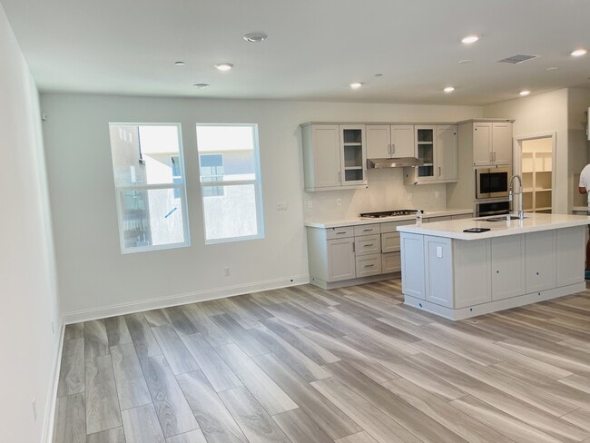 Building Photo - 8160 Rose Quartz Cir