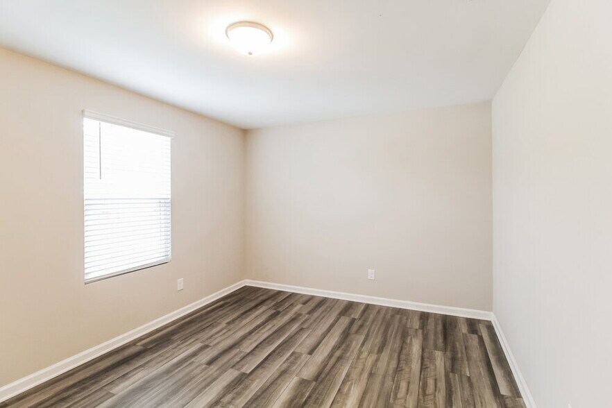 Building Photo - 4009 Kendrick Cir
