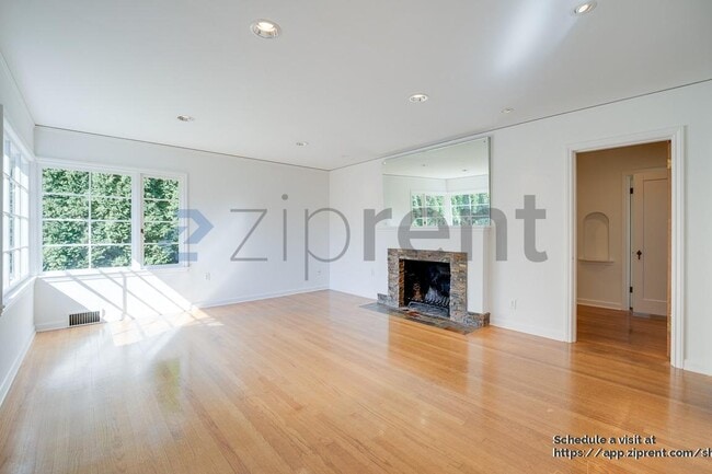 Building Photo - 3218 NW 60th St