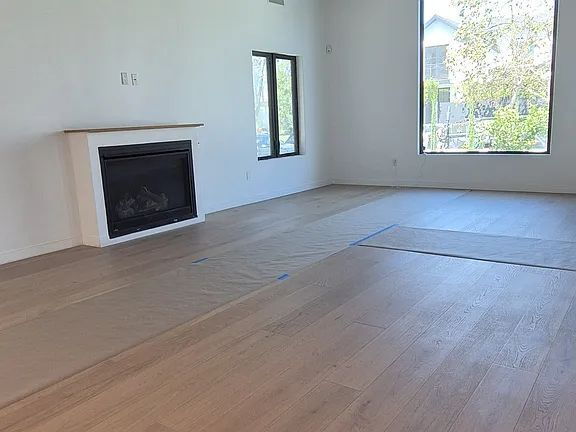 Building Photo - NO MIN CREDIT SCORE REQUIRED, BK OKAY, PAST EVICTION OKAY!, BACKGROUND FRIENDLY. Apply at "The Re...