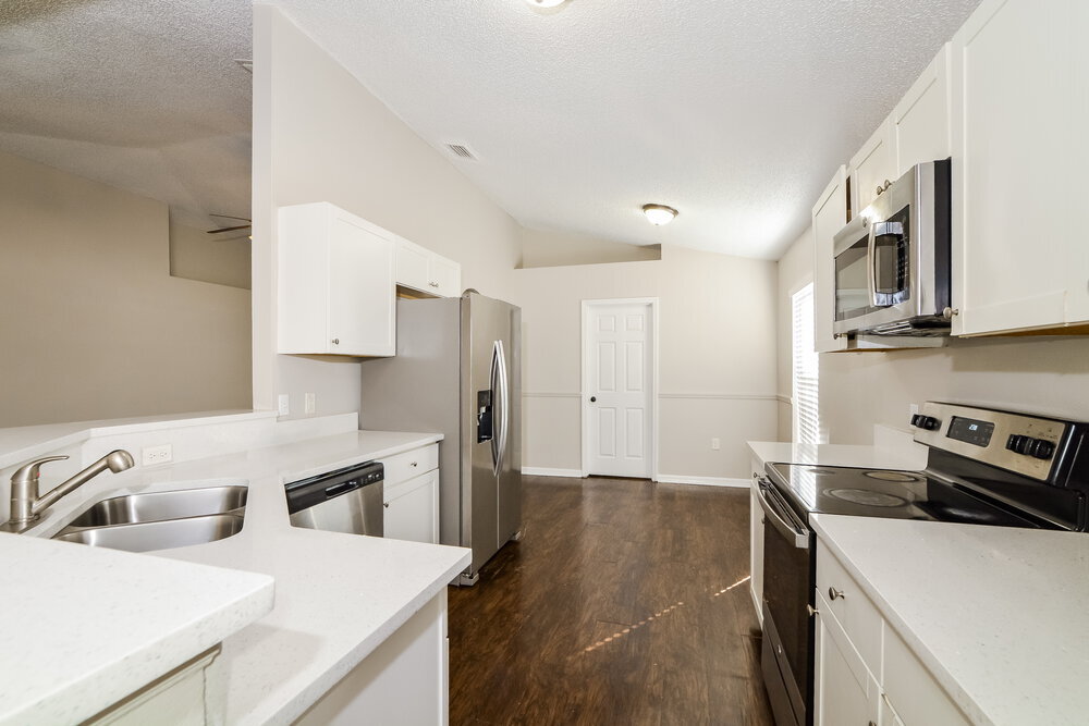 Building Photo - 254 Regal Downs Cir