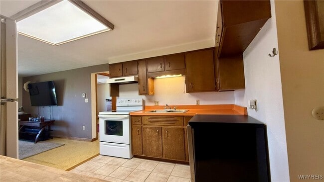 Building Photo - 2305 Lockport Rd