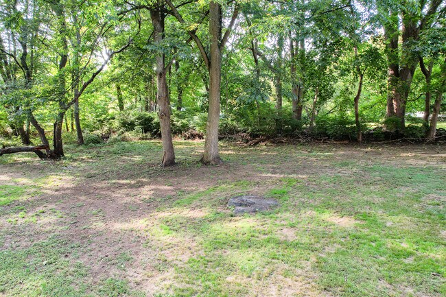 Building Photo - 2921 Nichols Ave