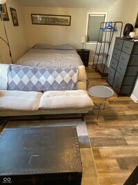 Building Photo - 1230 E Ohio St