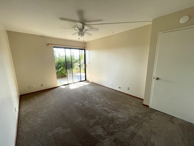 Building Photo - 11213 Cascada Way