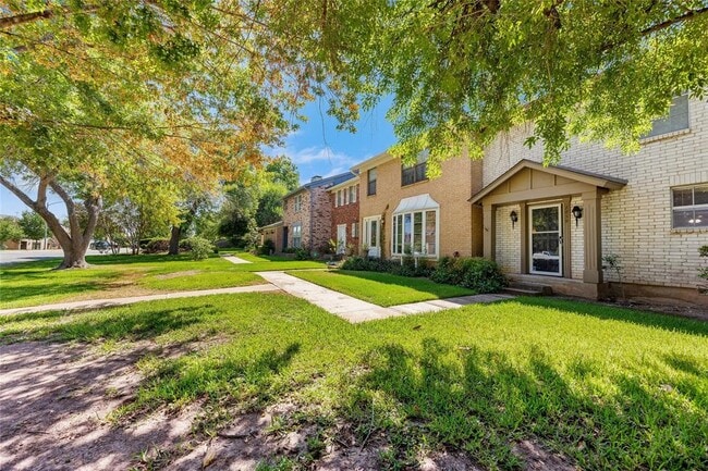 Building Photo - 1859 Coronado Hills Dr