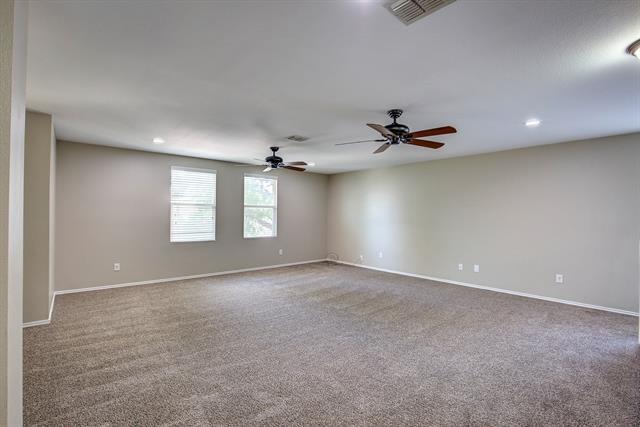 Building Photo - 16609 Woodside Dr