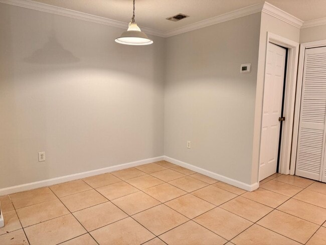 Building Photo - 3591 Kernan Blvd S