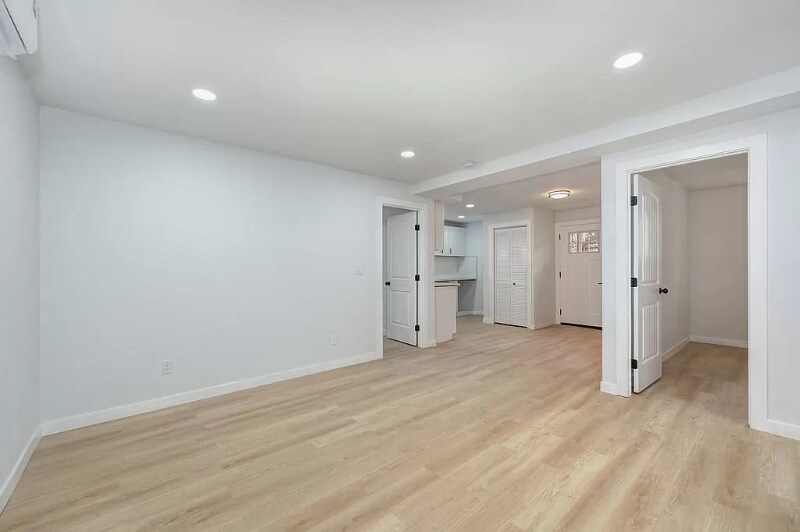 Building Photo - 1419 30th St