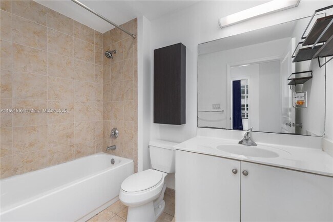 Building Photo - 111 E Flagler St