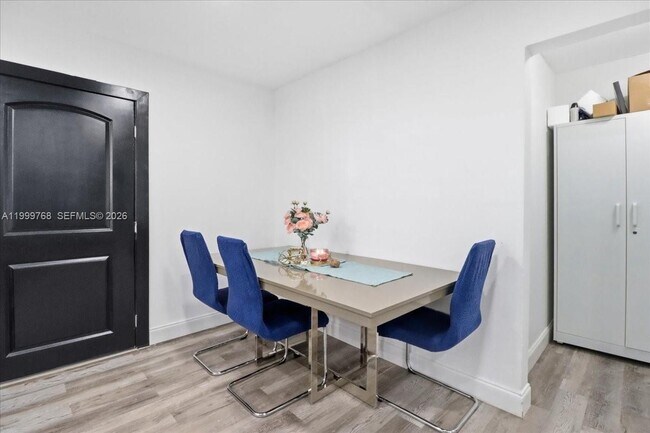 Building Photo - 7551 Polk St