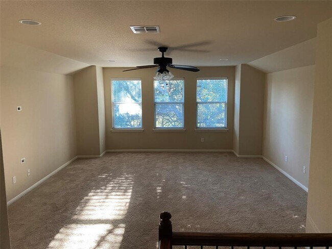 Building Photo - 1501 Rimstone Dr