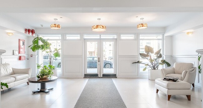 Building Photo - 30-11 21st St