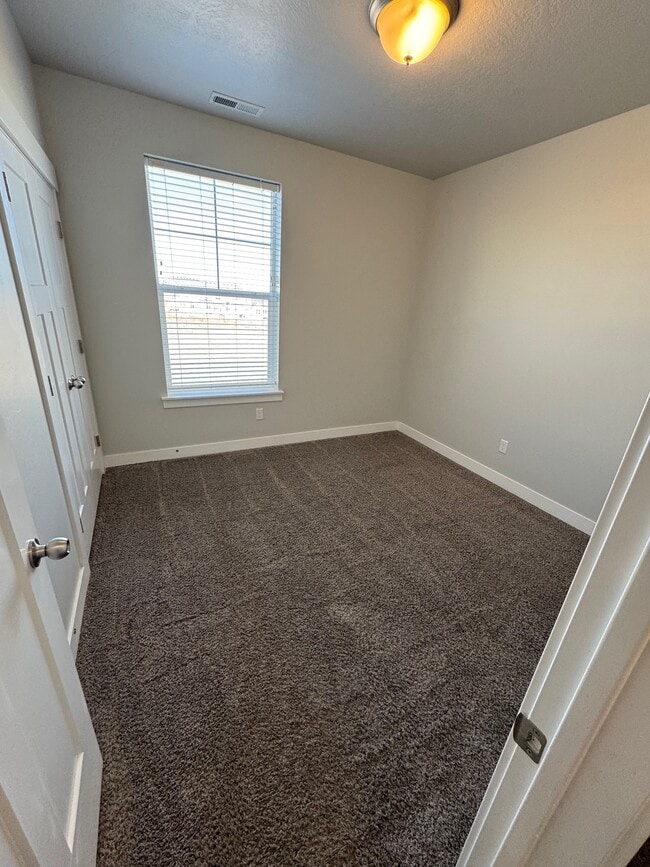 Building Photo - 4216 McKellen Dr