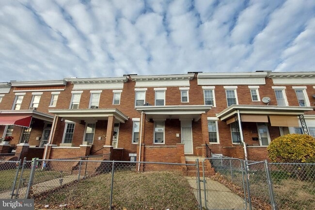 Building Photo - 1630 E 31st St