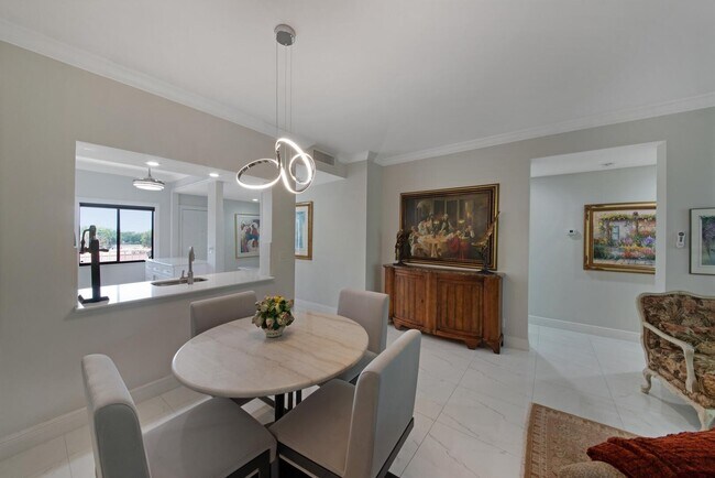 Building Photo - 6241 Pointe Regal Cir