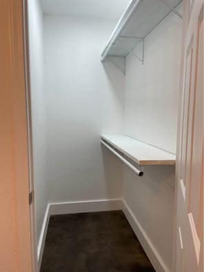 Building Photo - 704 W Sunset Dr