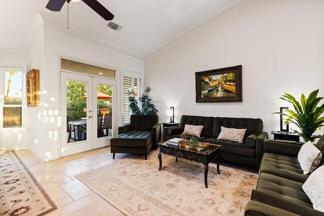 Building Photo - 370 Cypress Point Dr