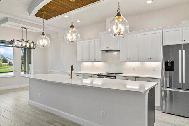 Building Photo - 128 Del Palma Dr