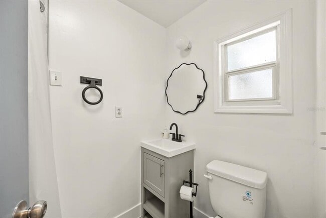 Building Photo - 31300 US-441