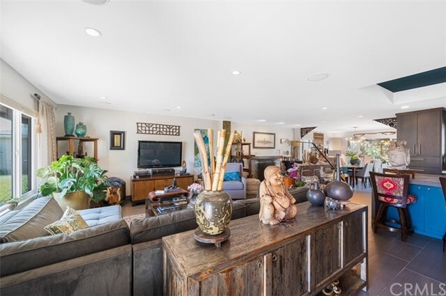 Building Photo - 16341 Hollywood Ln