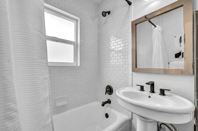 Building Photo - 574 Reno Ave