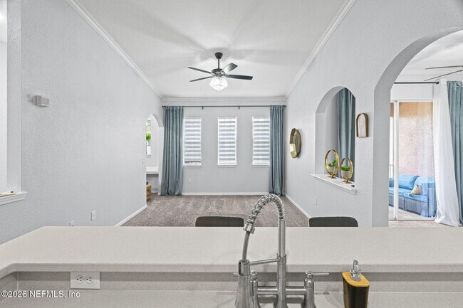 Building Photo - 10075 GATE N Pky