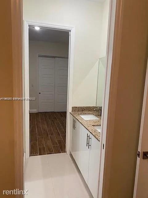 Building Photo - 6111 Marinel Say Dr