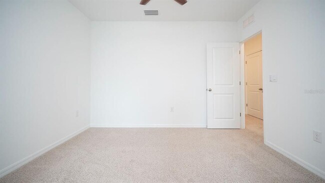 Building Photo - 32533 Midsummer Night Ln