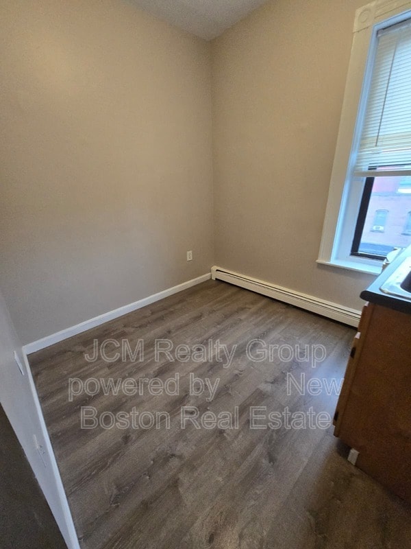 Building Photo - 185 Green St