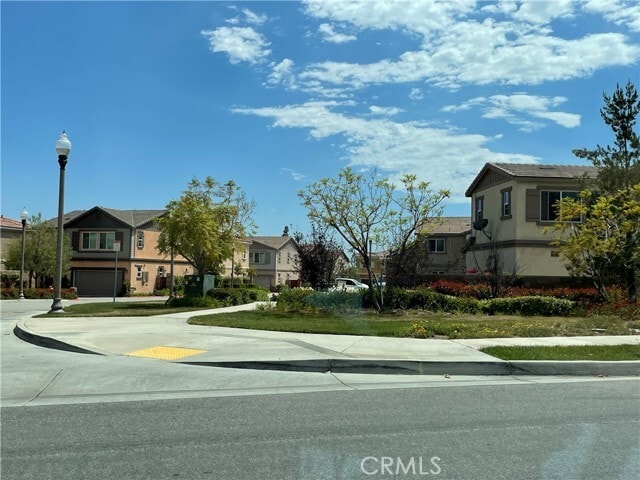Building Photo - 882 Mitchell Way