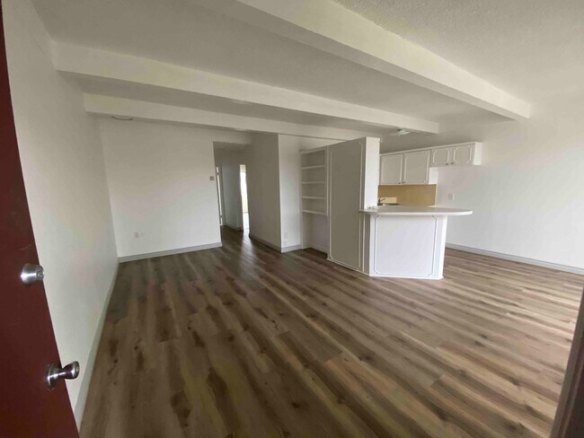 living room - 1640 N Hobart Blvd