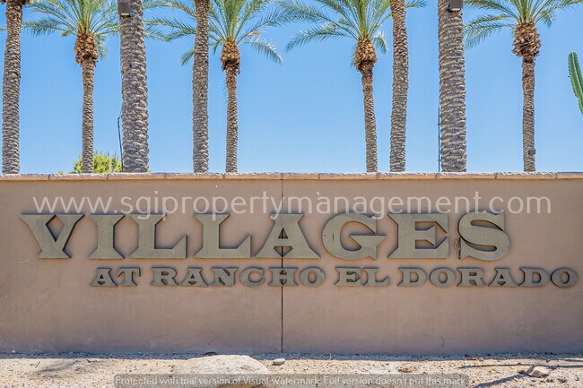Building Photo - Beautiful split floorplan in a great neigh...
