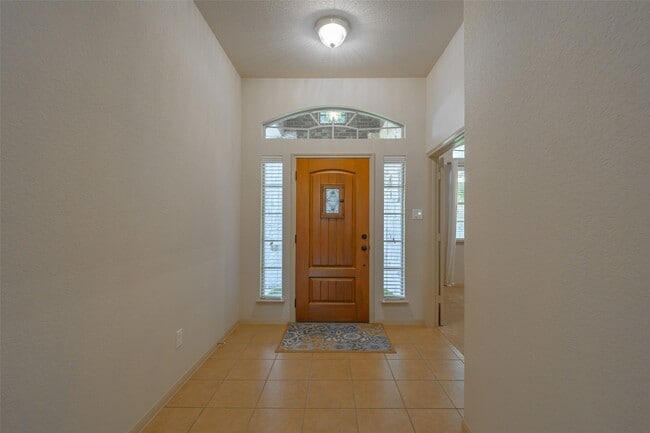 Building Photo - 12805 Shady Springs Dr