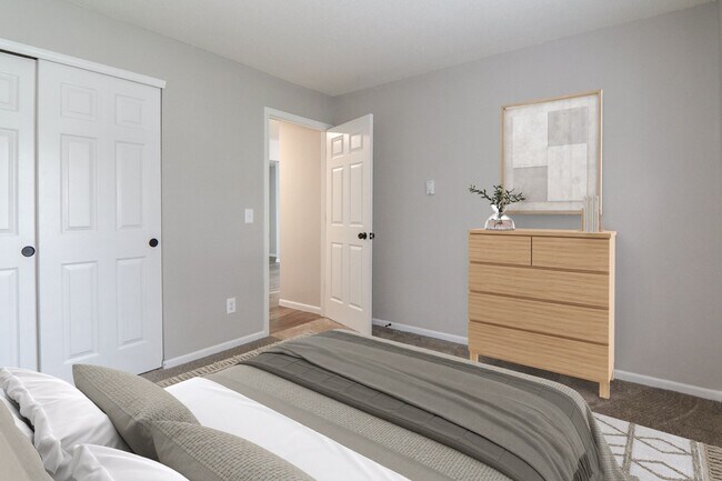 Building Photo - Country Squire Villas