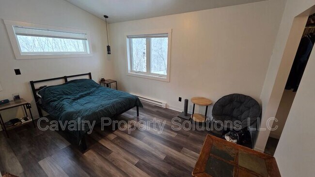 Building Photo - 4213-4213 Trinity Rd