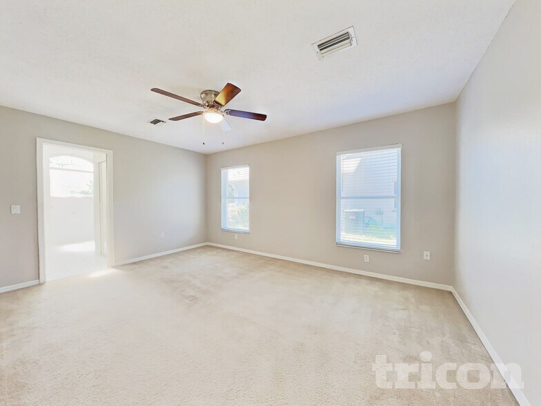 Building Photo - 7419 Valley Ct