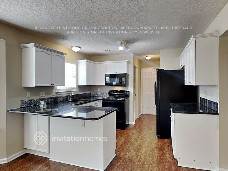 Building Photo - 5909 Creft Cir