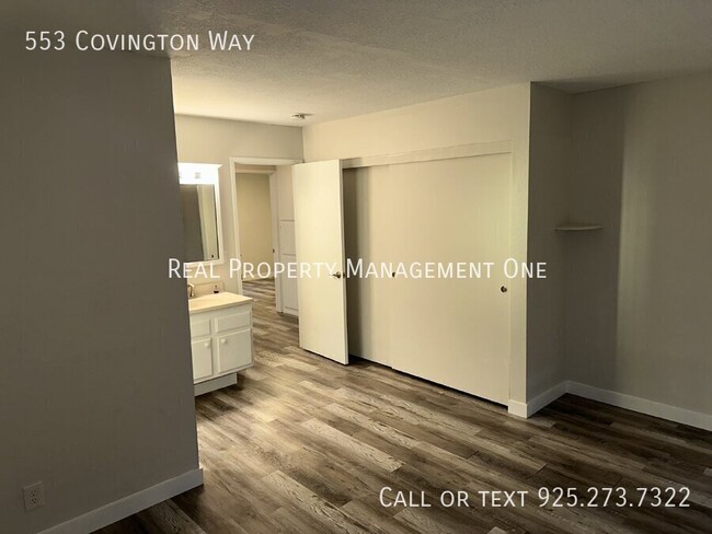 Building Photo - Beautiful 3 Bedroom, 3 Bathroom Single-Sto...