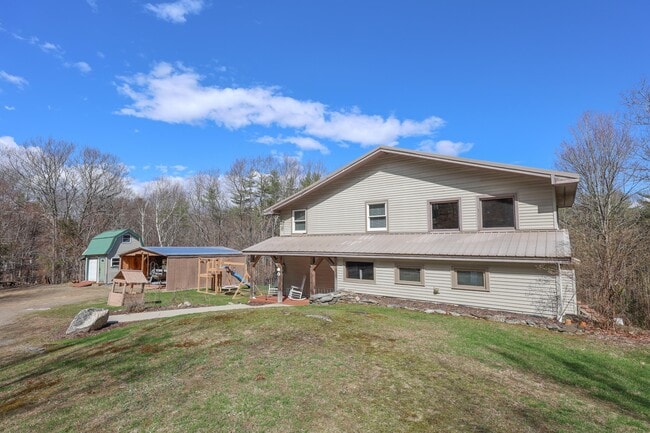 Building Photo - 40 Chemung Rd