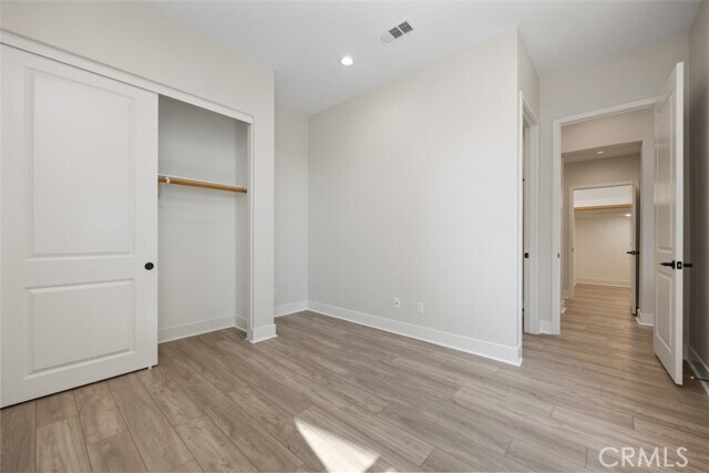 Building Photo - 9355 Astor