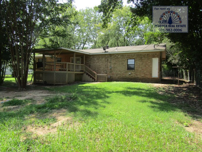 Building Photo - 1101 N Gray St
