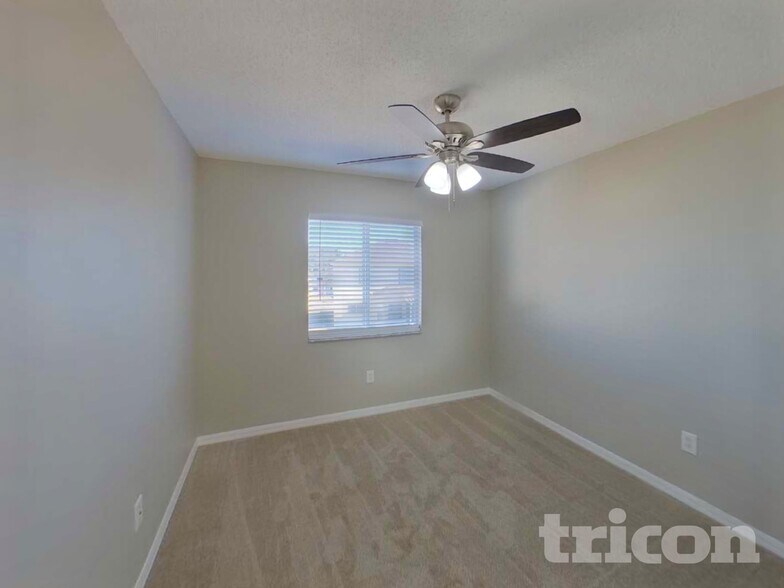 Building Photo - 12603 Longcrest Dr