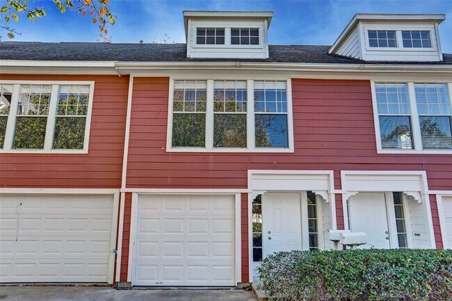 Primary Photo - 1405 Castle Ct