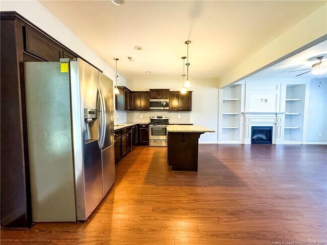 Building Photo - 2732 Mosquera Dr