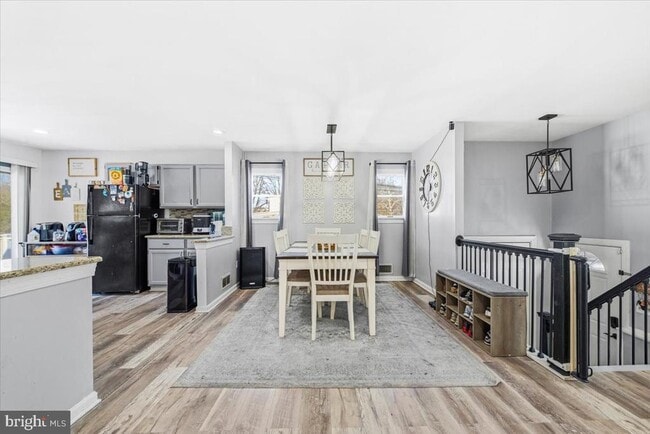 Building Photo - 15610 Bounds Ave