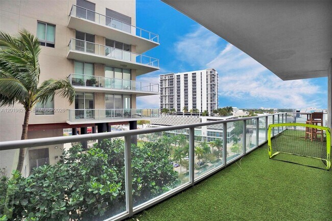 Building Photo - 3470 E Coast Ave
