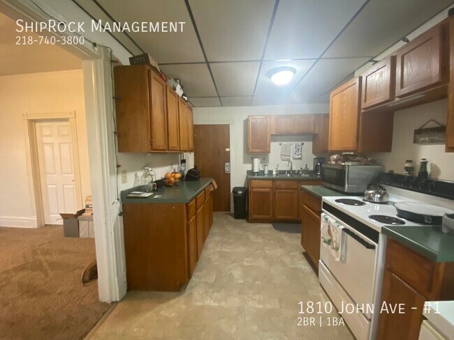 Building Photo - 1810 John Ave